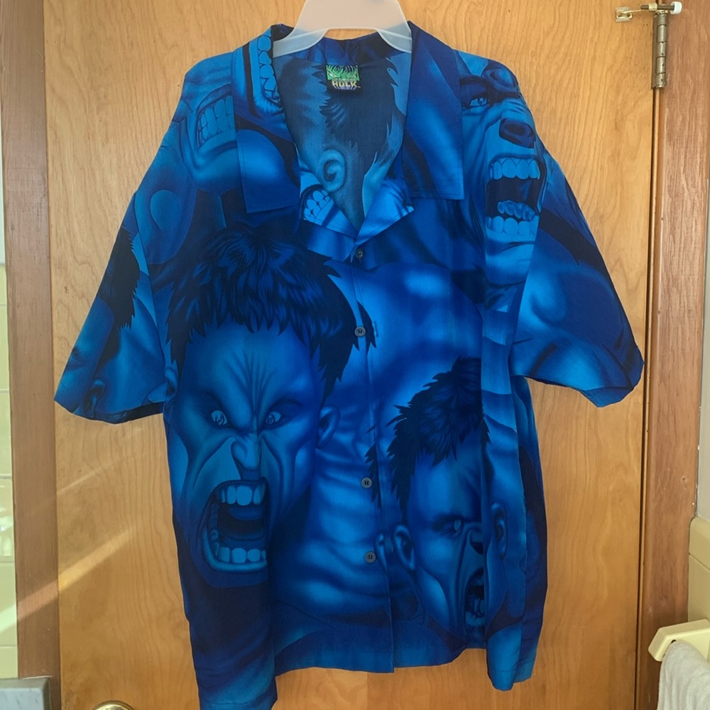 Vintage hulk button down shirt, size large